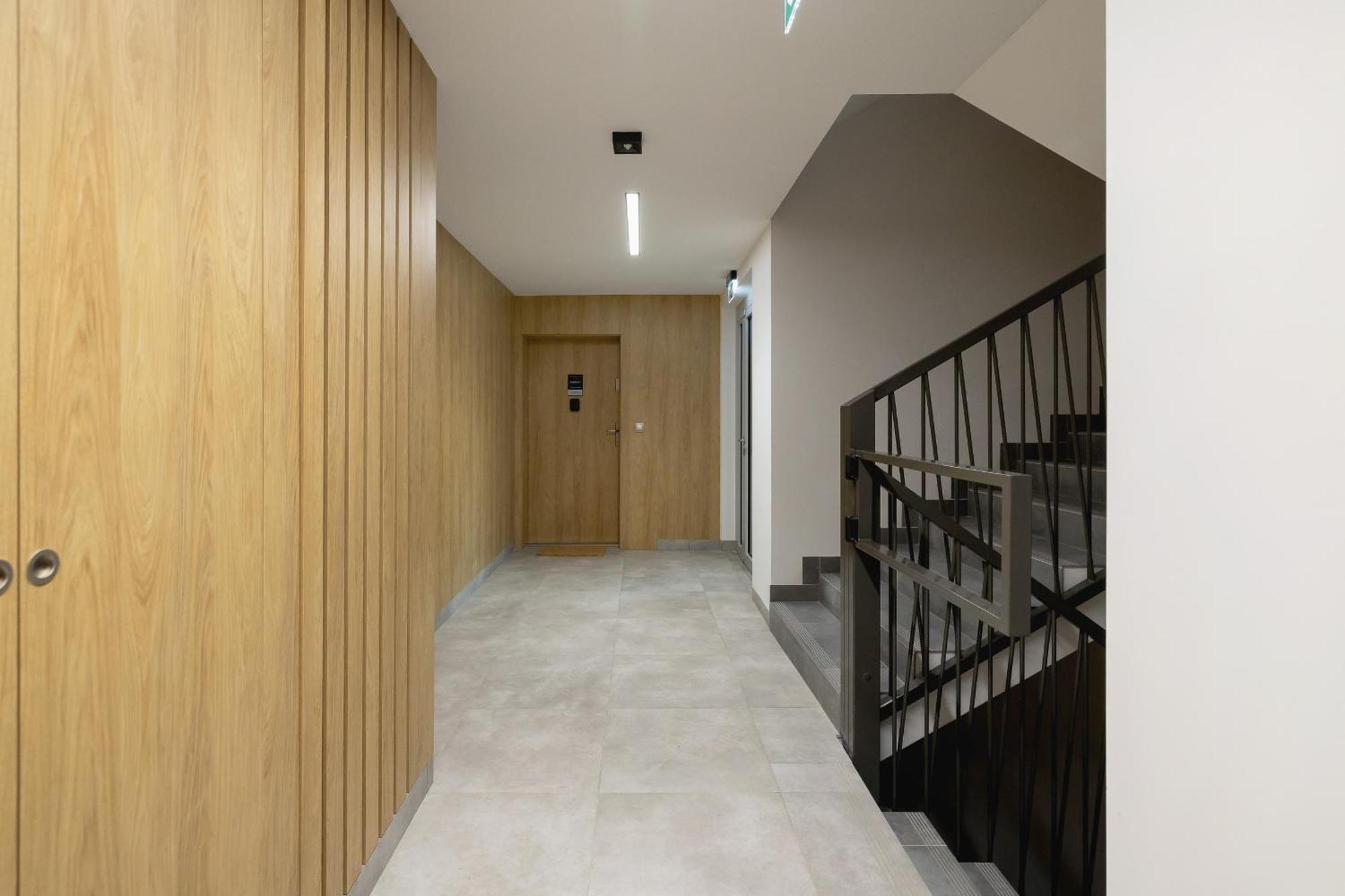Bright In With Garden, Air Conditioning, Parking And Desk By Renters Prestige * Kraków