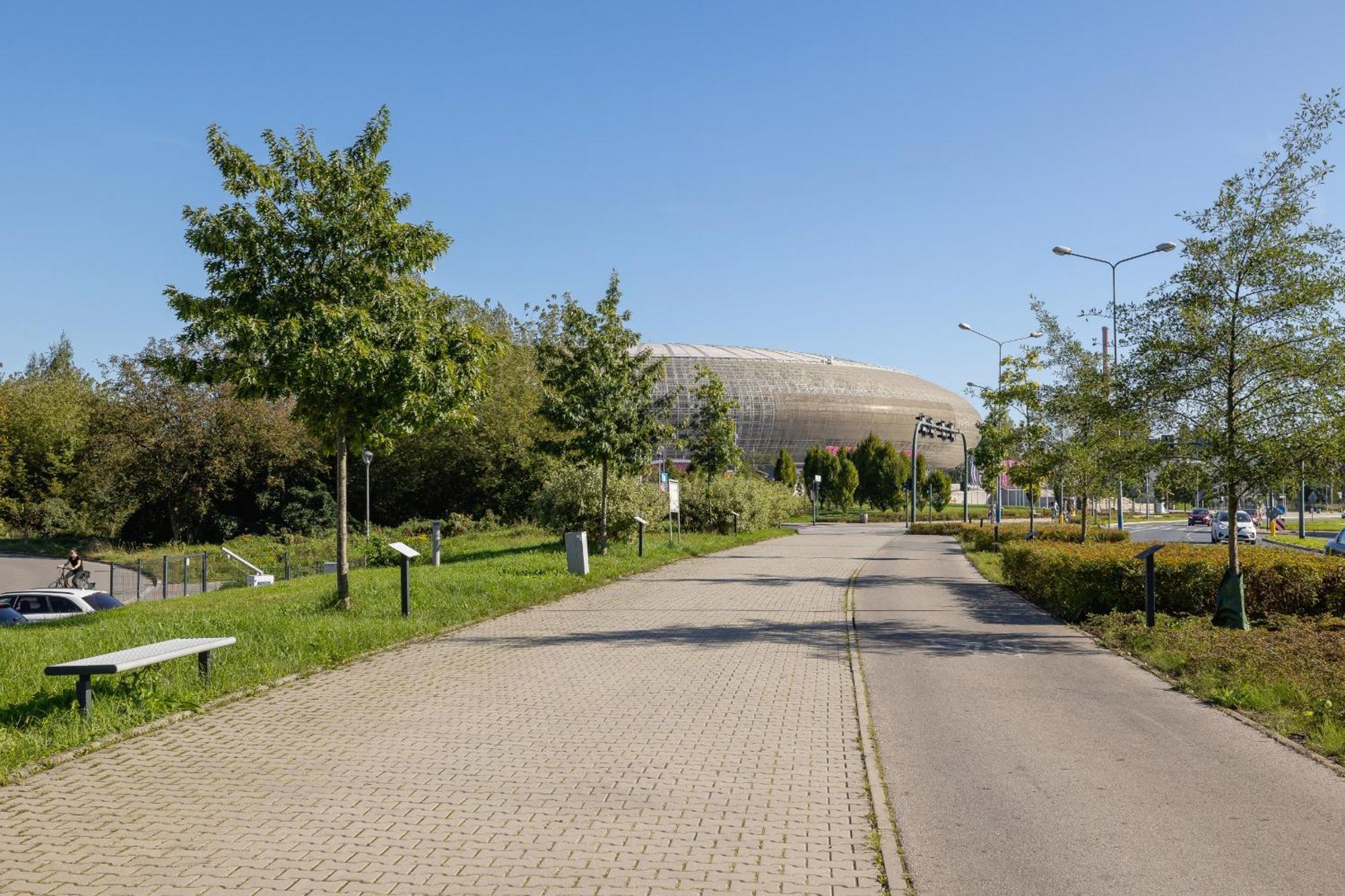 Lema 19 Uniqe Apartment In Krakow With Garden Air Conditioning Parking Near Tauron Arena By Renters Prestige *